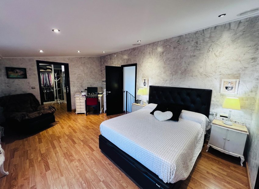 Reventa - Chalet - Peña las aguilas - Peña de Las Águilas