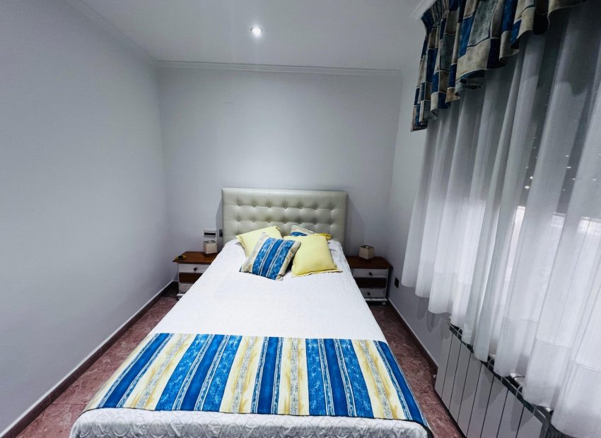 Reventa - Chalet - Peña las aguilas - Peña de Las Águilas