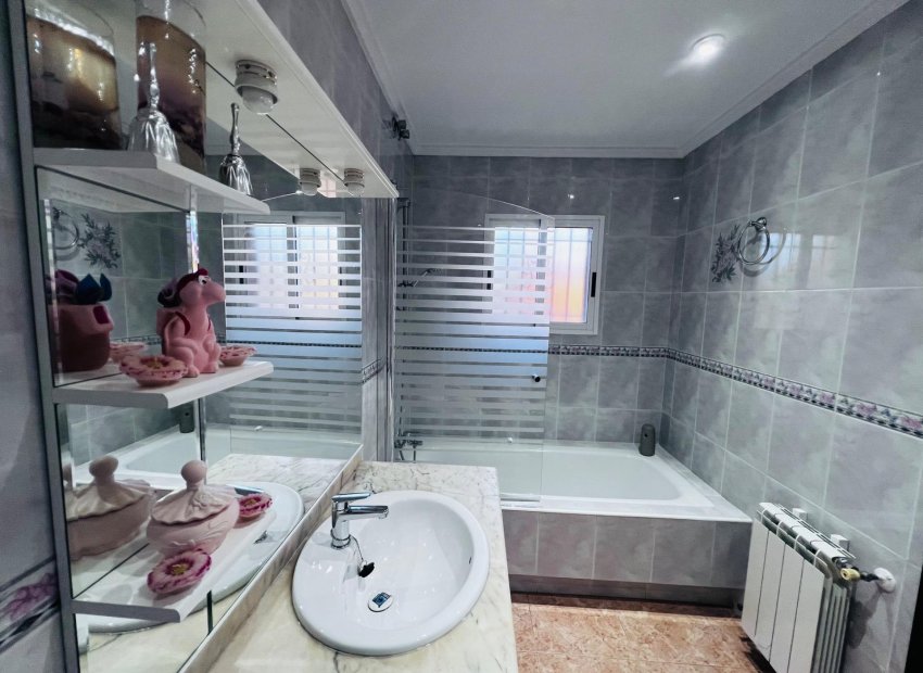 Reventa - Chalet - Peña las aguilas - Peña de Las Águilas