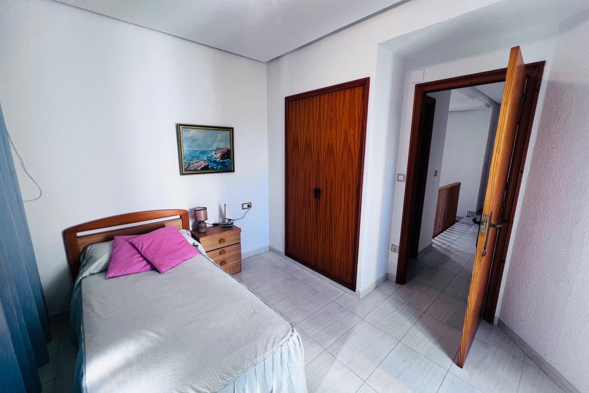 Reventa - Chalet - Santa Pola - Santiago bernabeu