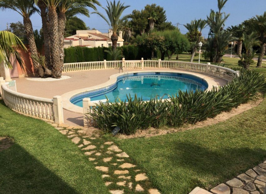 Reventa - Chalet - Valverde (Alicante) - Valverde