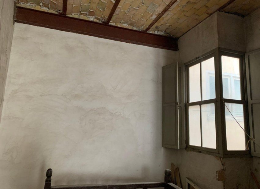 Reventa - Edificio - Elche - Centro