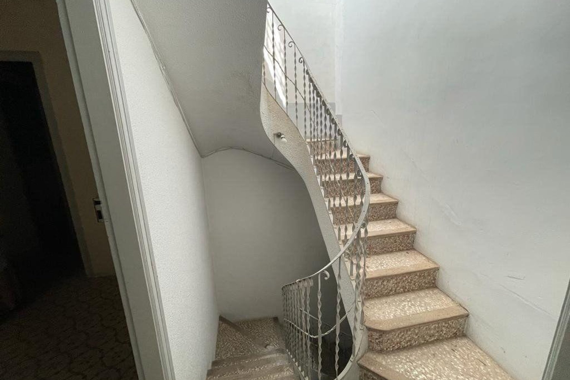 Reventa - Edificio - Elche - Centro