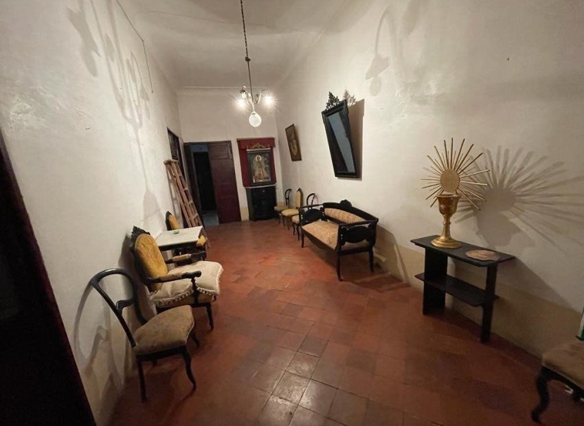 Reventa - Edificio - Elche - Centro