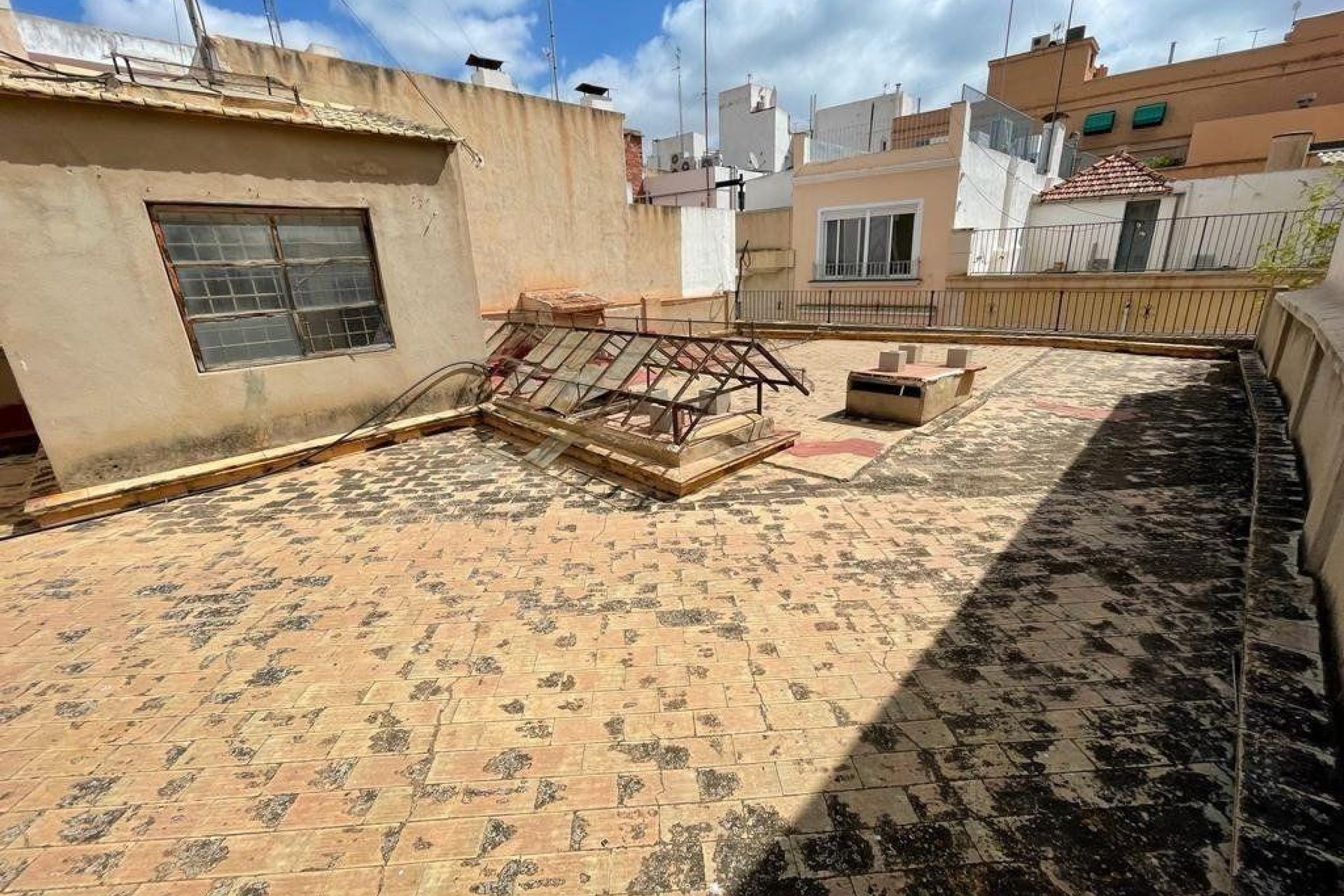 Reventa - Edificio - Elche - Centro