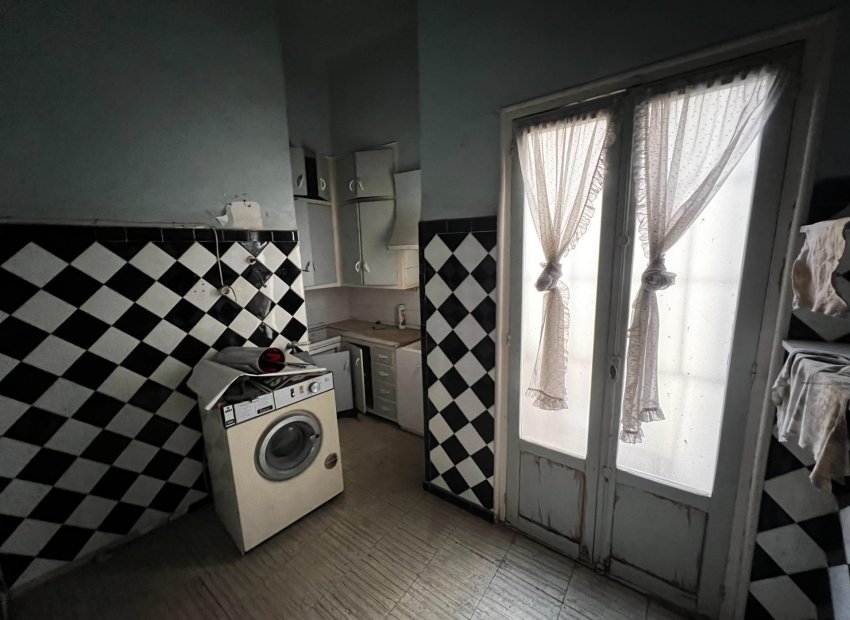 Reventa - Edificio - Elche - Centro