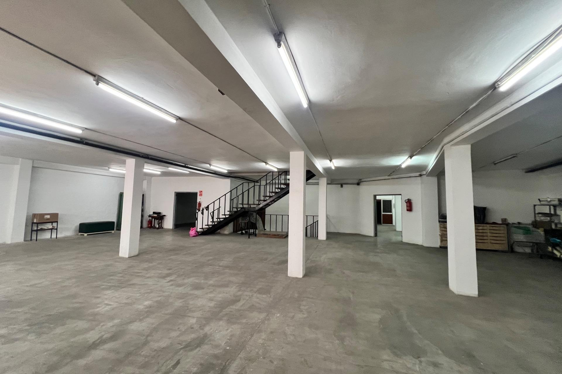 Reventa - Local comercial - Alicante - Centro