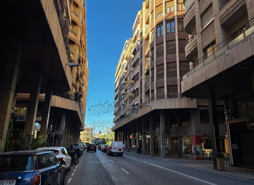 Reventa - Local comercial - Elche - Centro