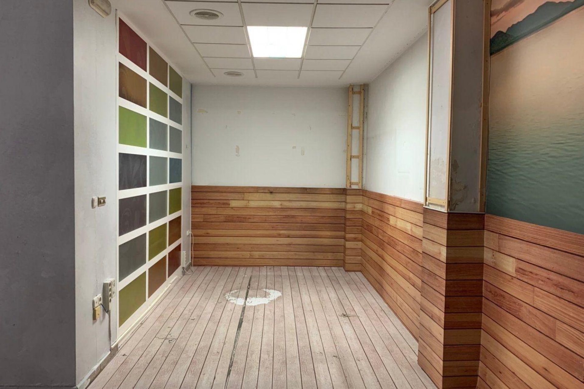 Reventa - Local comercial - Elche - Sector Quinto