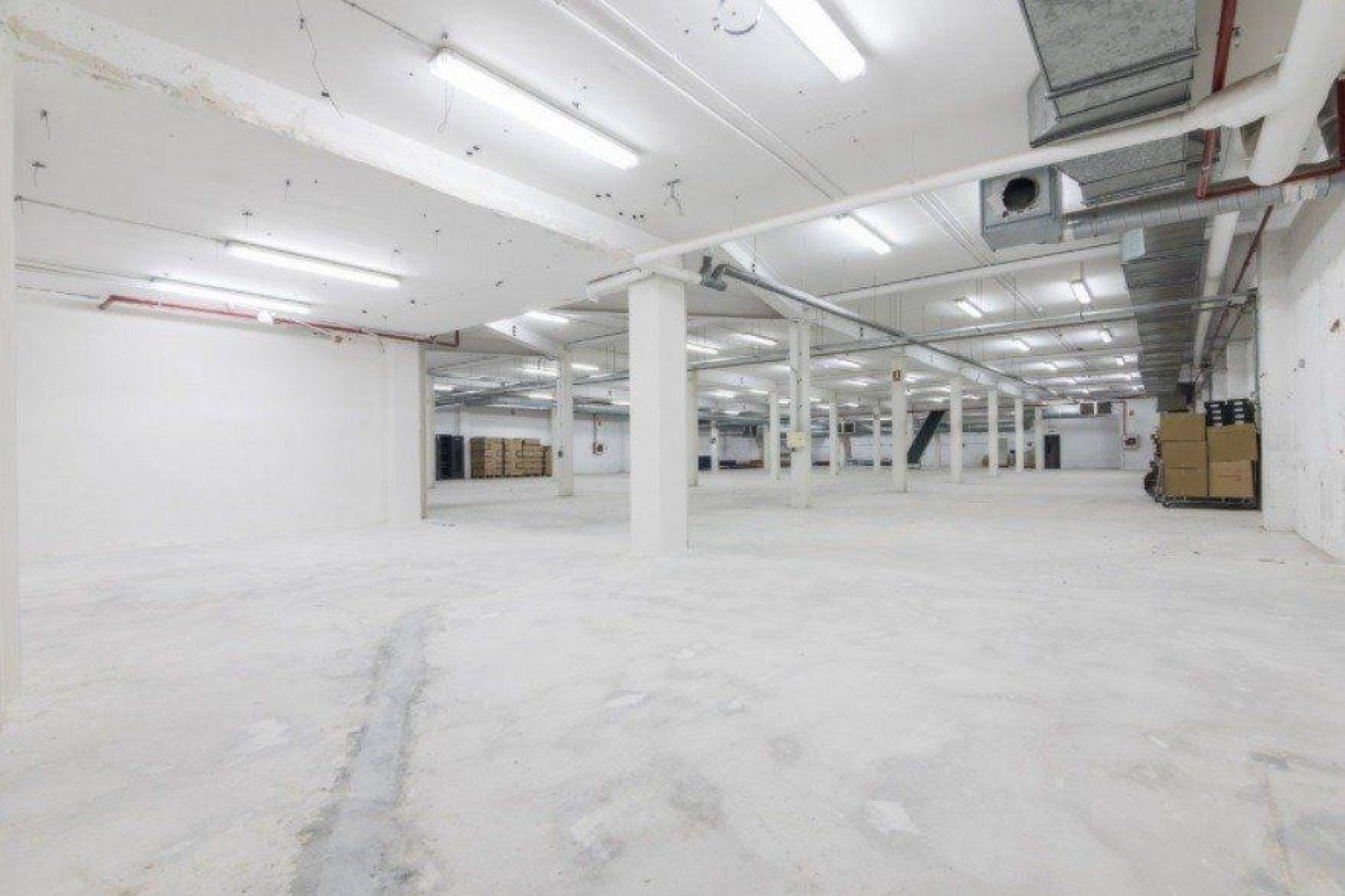 Reventa - Nave industrial - Elche Pedanías - Jubalcoi-Saladas