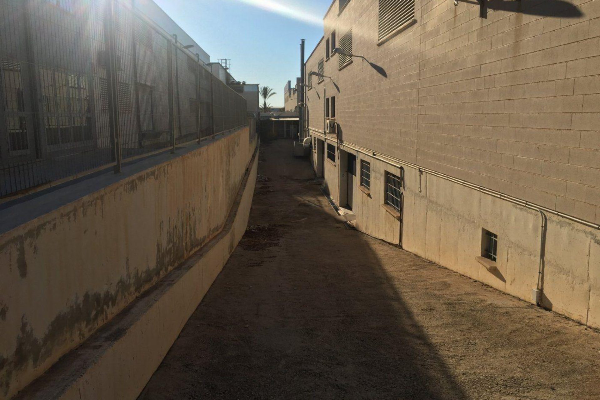 Reventa - Nave industrial - Elche Pedanías - Poligono torrellano