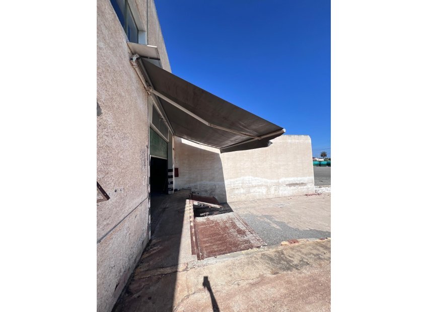 Reventa - Nave industrial - Elche