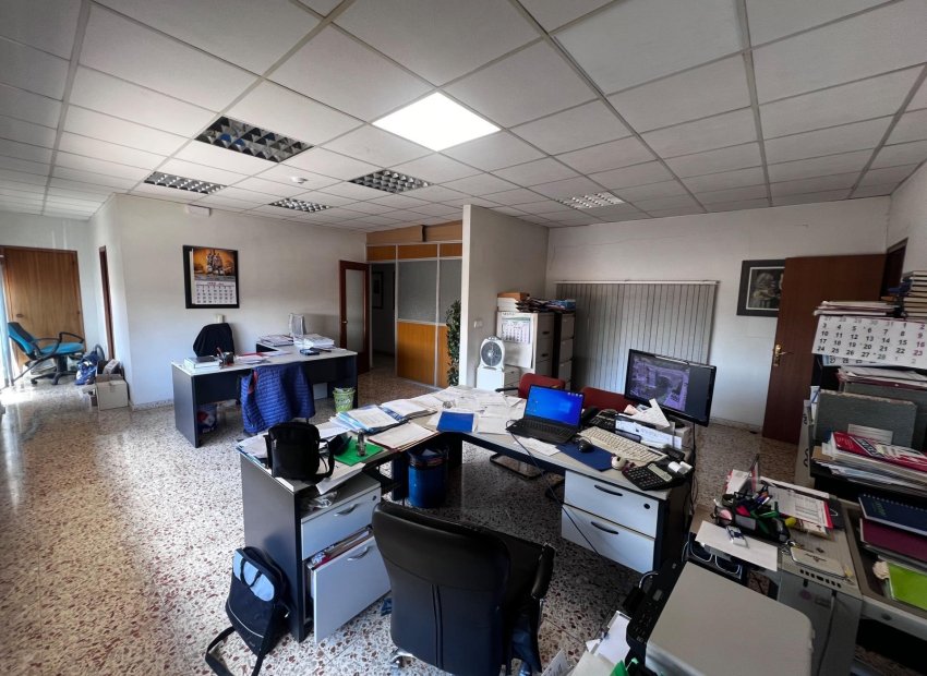 Reventa - Nave industrial - Matola - Algoda-Matola-Llano de San José