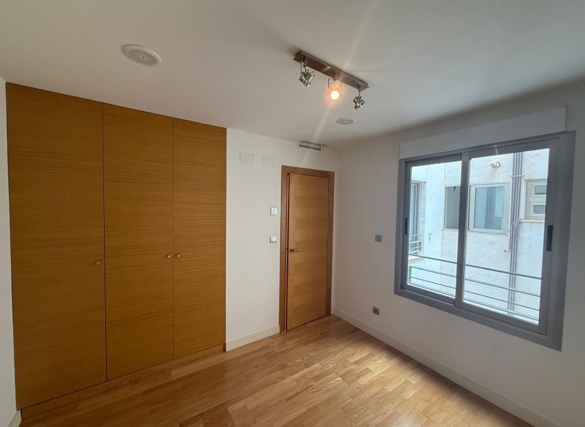 Reventa - Piso - Elche - Centro