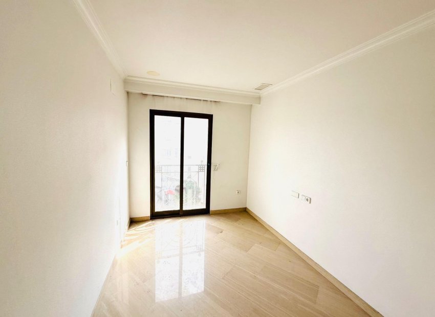 Reventa - Piso - Elche - Centro