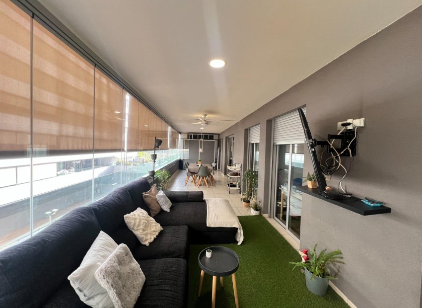 Reventa - Piso - Elche - Sector V-El Canal