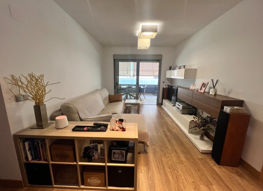 Reventa - Piso - Elche - Sector V-El Canal