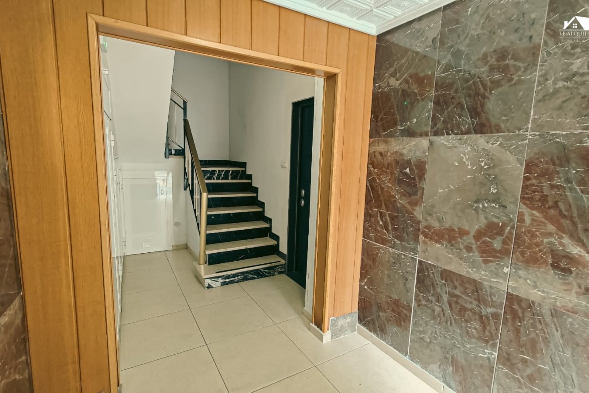 Reventa - Piso - Elche - Sector V-El Canal