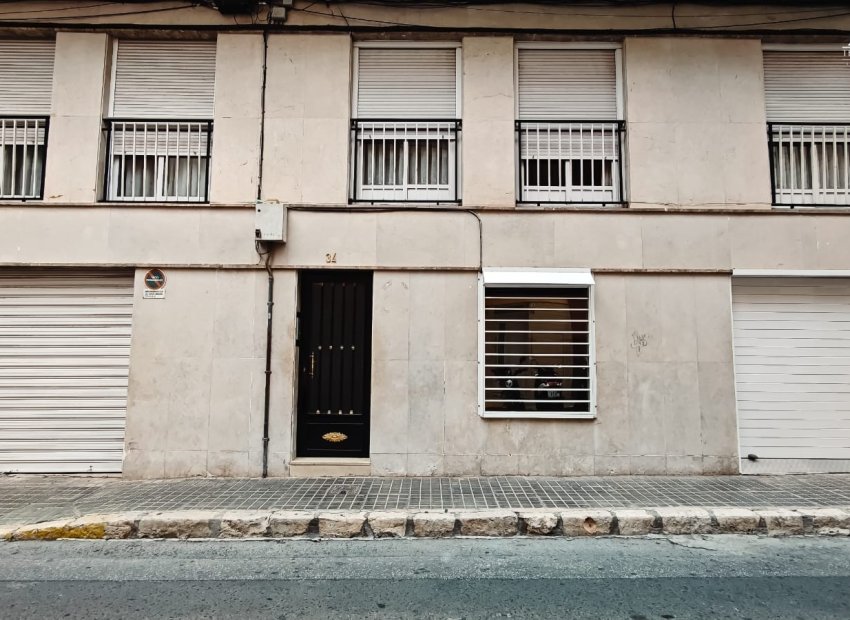 Reventa - Piso - Elche - Sector V-El Canal