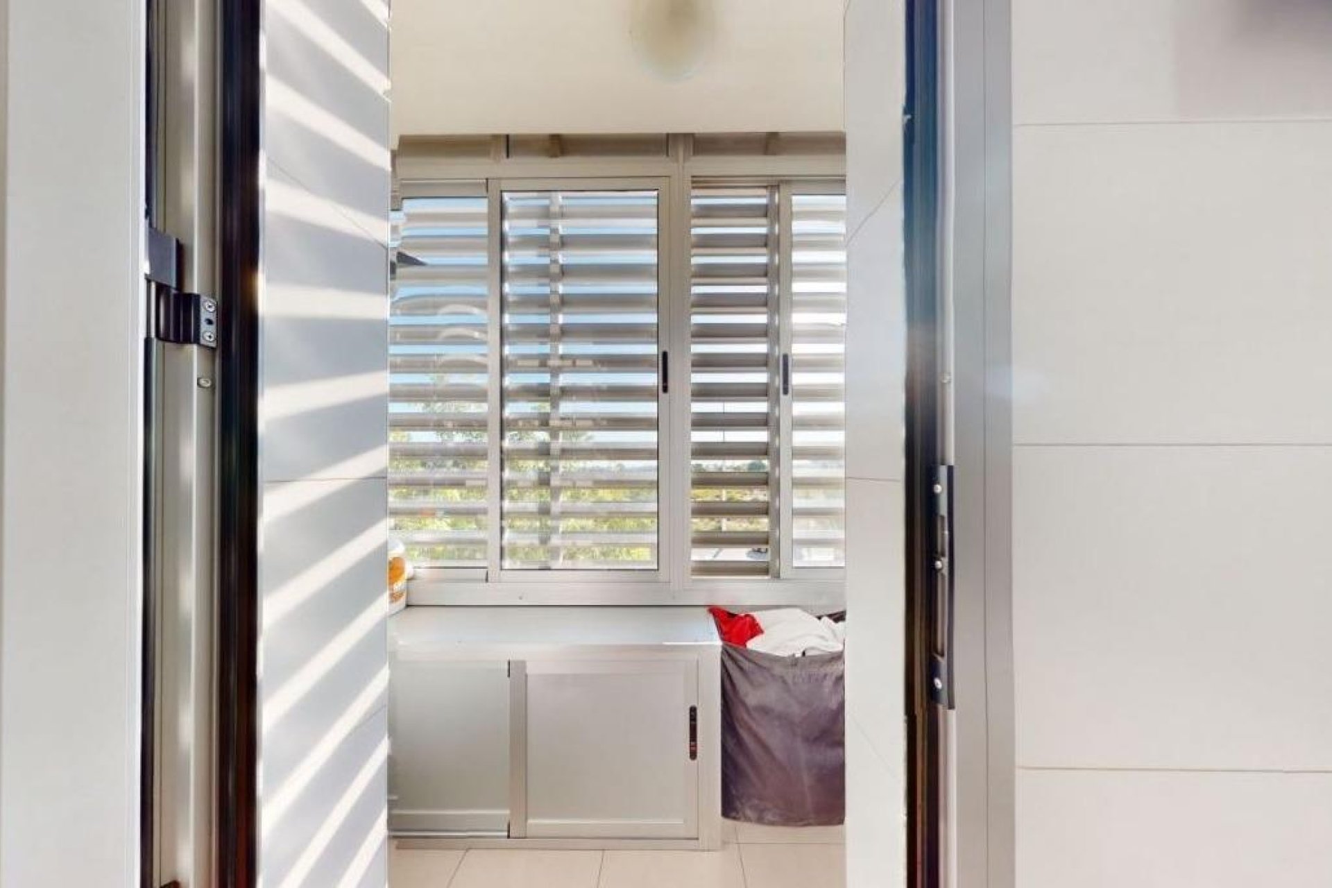 Reventa - Piso - Elche - Sector V-El Canal