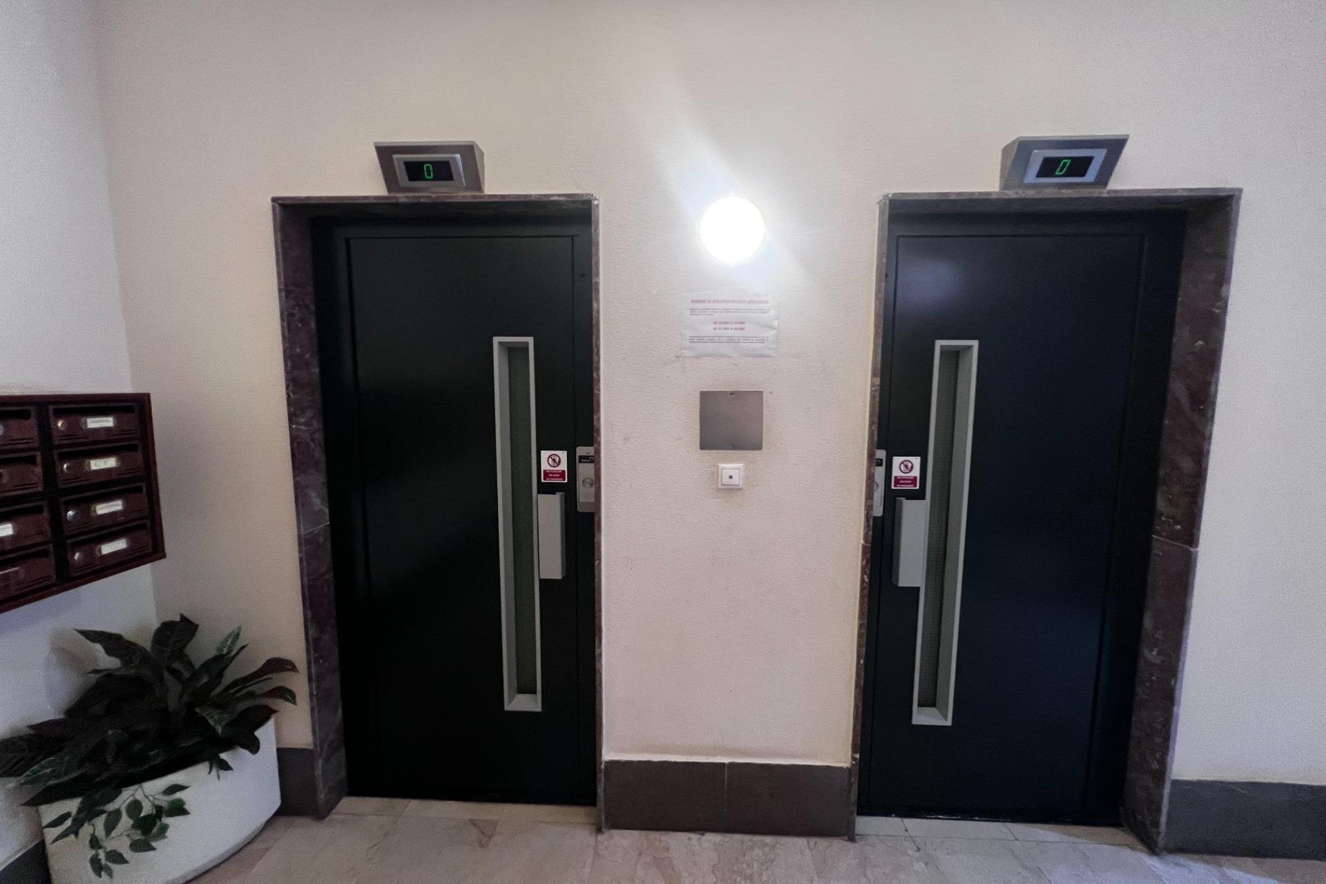 Reventa - Piso - Santa Pola - Santiago bernabeu