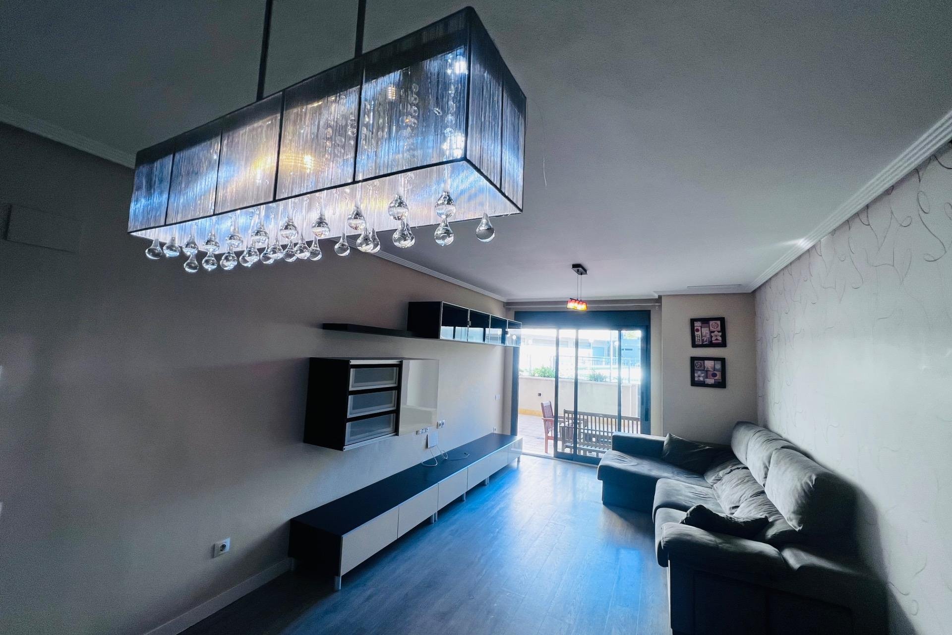 Reventa - Planta baja - Elche - Zona Universidad