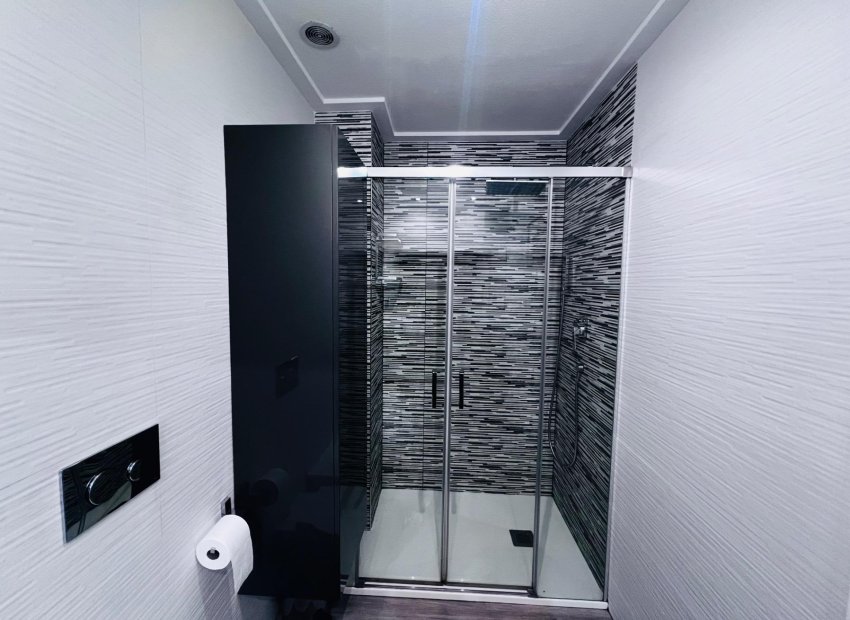 Reventa - Planta baja - Elche - Zona Universidad