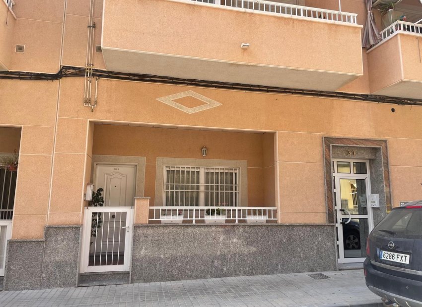 Reventa - Planta baja - Torrellano