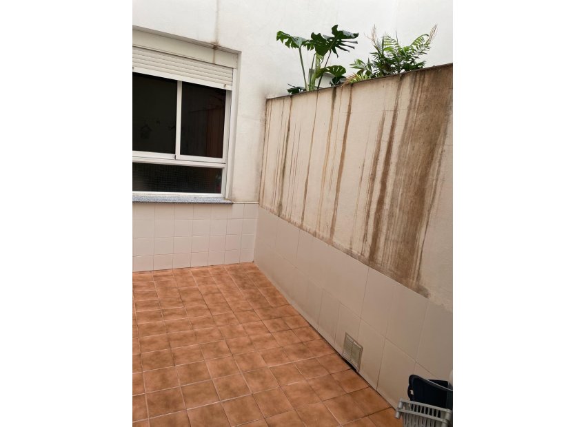 Reventa - Planta baja - Torrellano