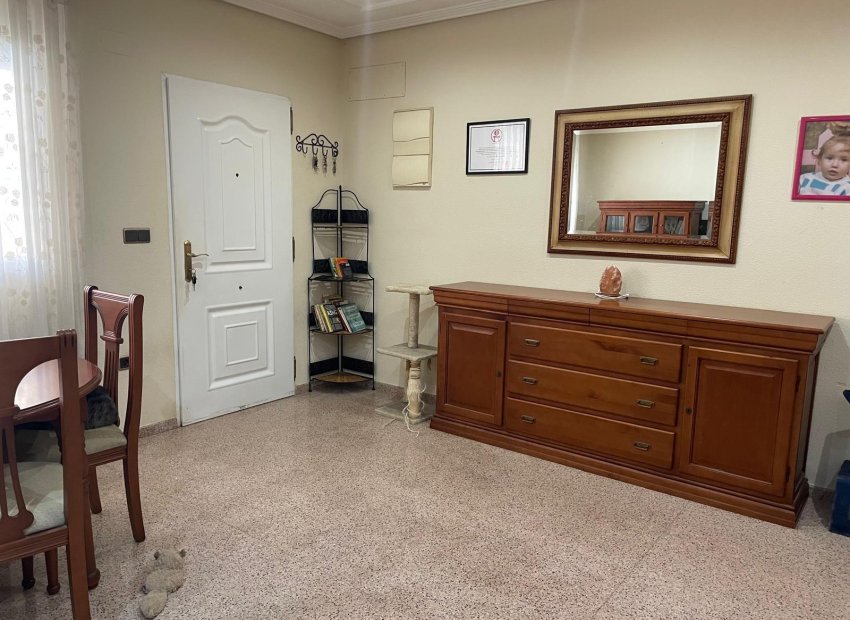 Reventa - Planta baja - Torrellano