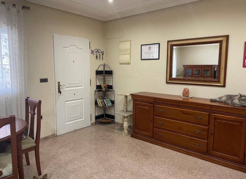 Reventa - Planta baja - Torrellano