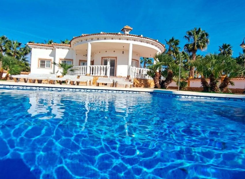 Reventa - Villa - Catral