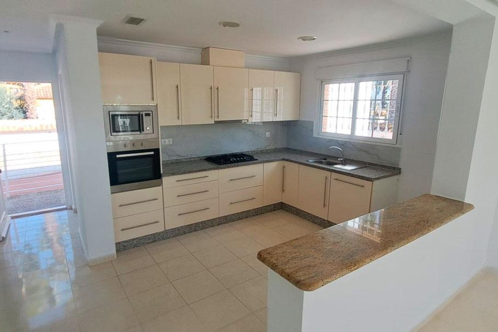 Reventa - Villa - Catral