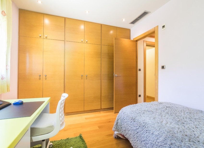 Reventa - Villa de Lujo - Peña las aguilas - Peña de Las Águilas