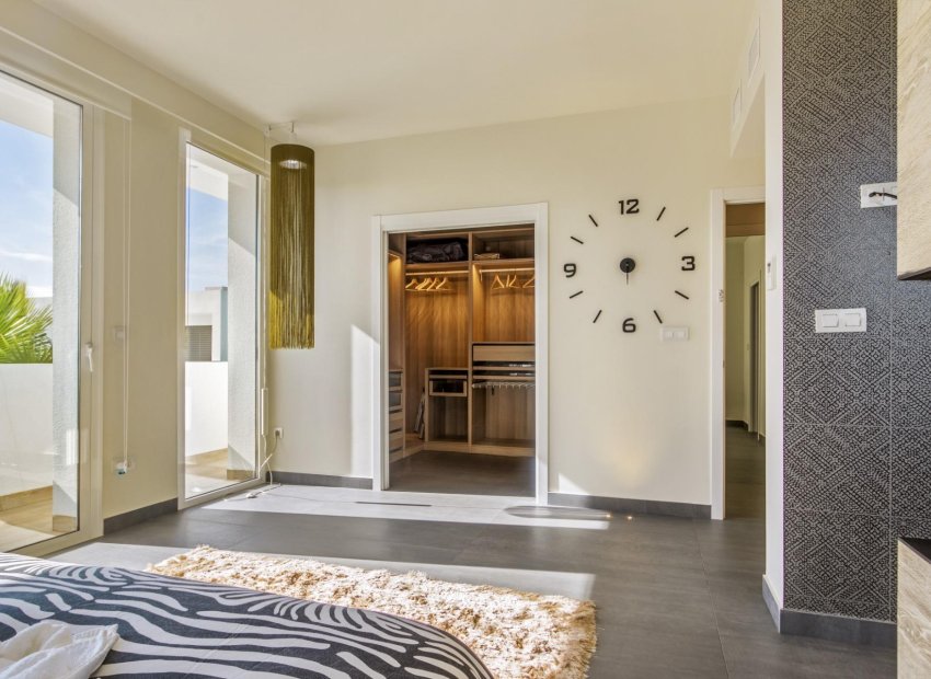 Reventa - Villa de Lujo - San Fulgencio