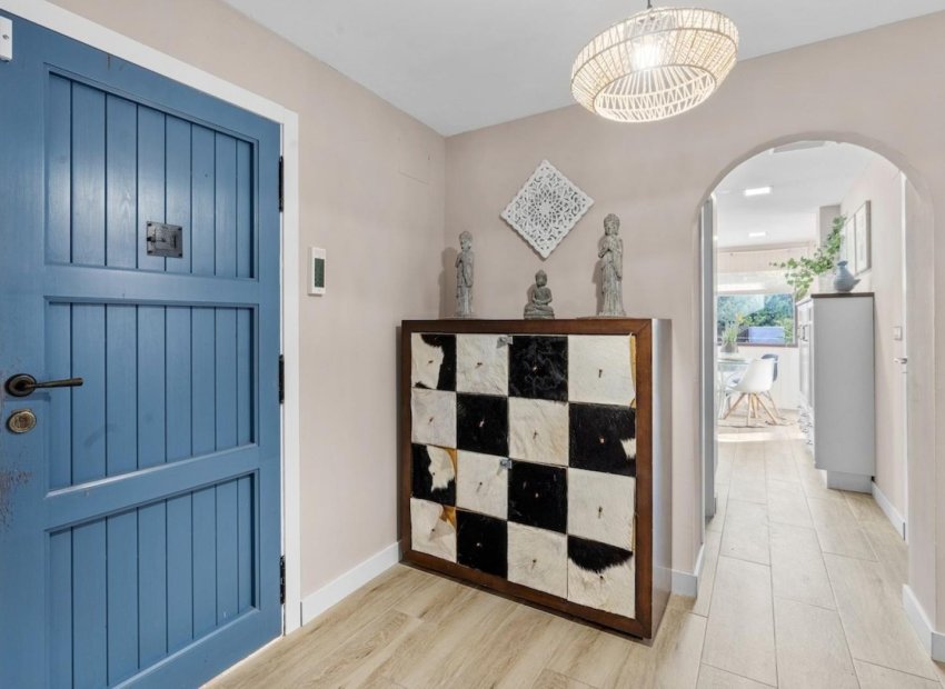 Reventa - Villa de Lujo - Santa Pola