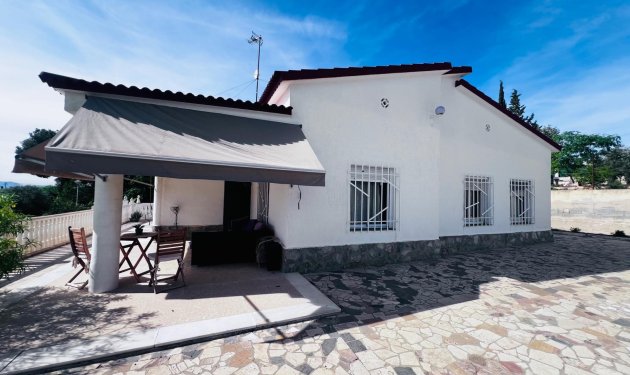 Szalet - Odsprzedaż - Peña las aguilas -
                Peña de Las Águilas