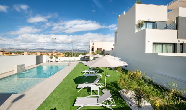 Townhouse - Resale - Cox -
                Cox