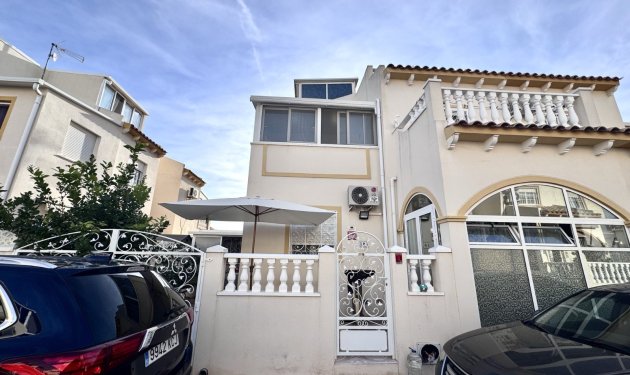 Townhouse - Resale - Orihuela Costa -
                Playa Flamenca