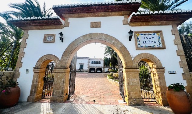 Villa de Lujo - Herverkoop - Jávea - Xàbia -
                La Lluca - La Tarraula