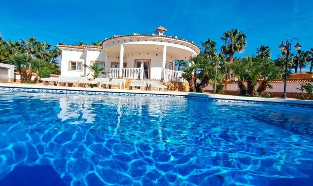 Villa - Reventa - Catral -
                Catral