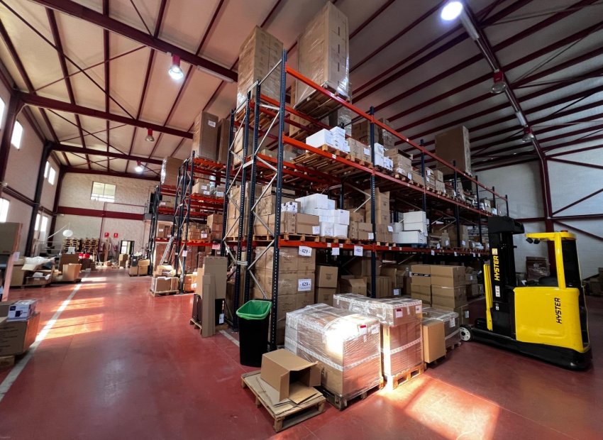 Wynajem długoterminowy - Nave industrial - Elche Pedanías - Jubalcoi-Saladas