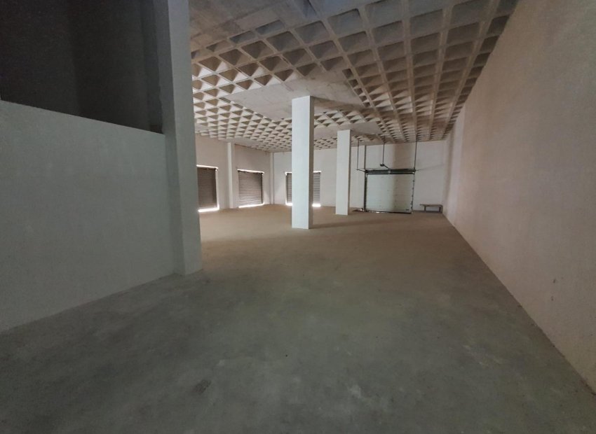 Wynajem długoterminowy - Nave industrial - Elche Pedanías - Jubalcoi-Saladas