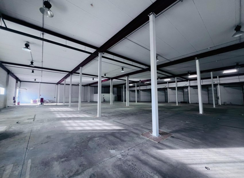 Wynajem długoterminowy - Nave industrial - Elche Pedanías - Matola