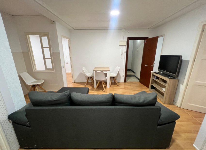 Wynajem długoterminowy - Piso - Elche - Reina Victoria-Miguel Hernández