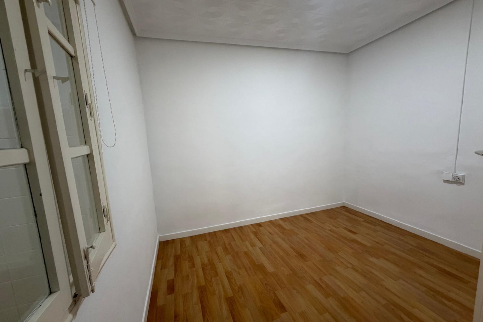 Wynajem długoterminowy - Piso - Elche - Reina Victoria-Miguel Hernández