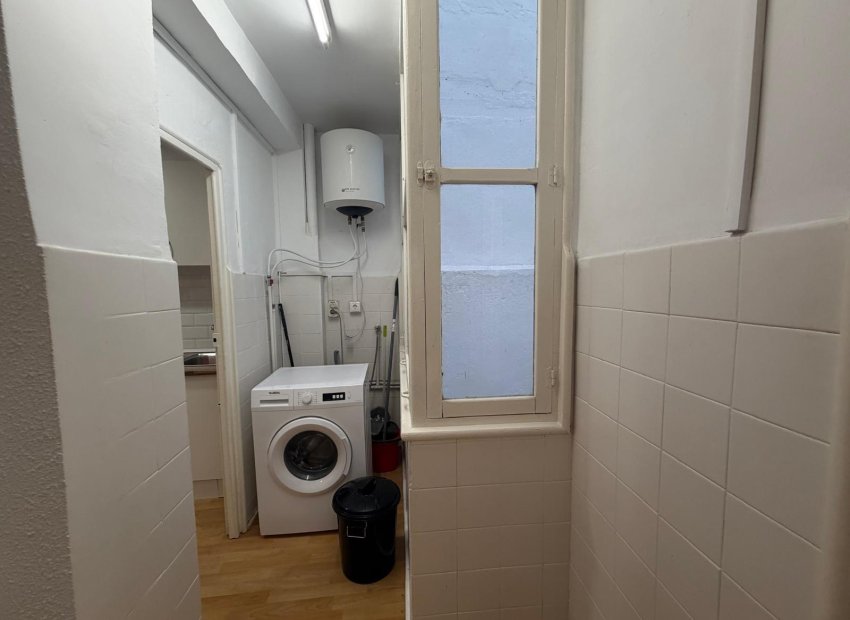 Wynajem długoterminowy - Piso - Elche - Reina Victoria-Miguel Hernández