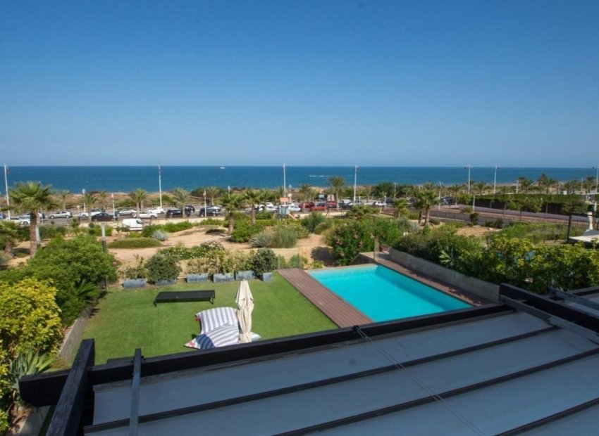 Wynajem długoterminowy - Szalet - Arenales del Sol - Zona paseo maritimo