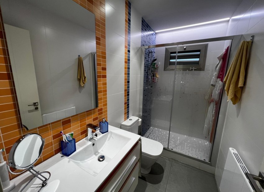 Wynajem długoterminowy - Szalet - Elche Pedanías - Matola