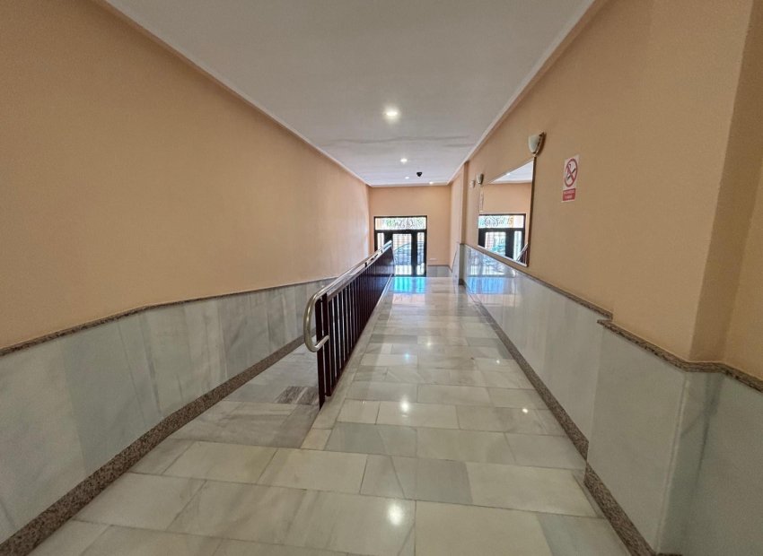 Wynajem krótkoterminowy - Apartamento - Torrevieja - Playa del Cura